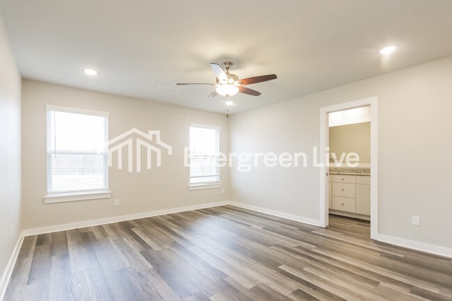 Foto del edificio - 428 N Wyandotte St