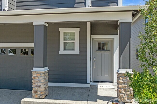 Foto del edificio - 932 119th Ave SE
