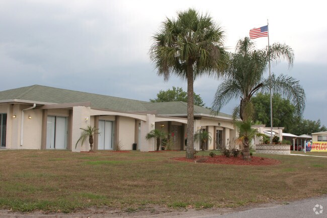 Building Photo - Spring Hill Estates