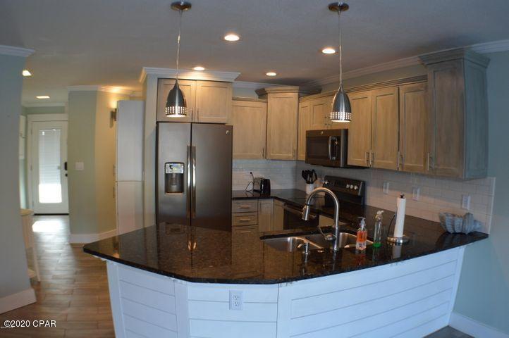 Foto principal - 8730 Thomas Dr