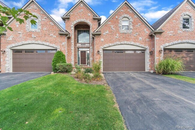 Building Photo - 9095 Lake Dominion Dr