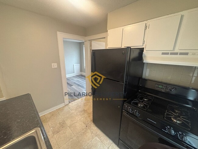 Photo - 1348 Burdsal Pkwy Apartment