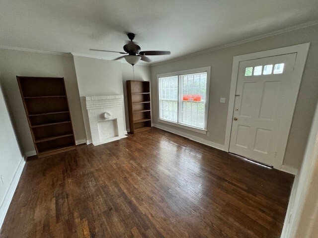 Building Photo - 2 Bed - 1 Bath Townhome