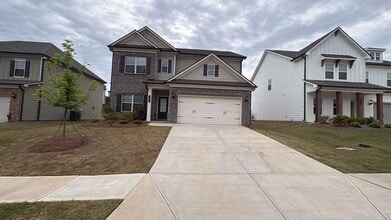 Building Photo - 4599 Silver Oak Dr SW