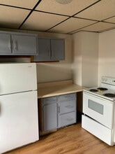 Building Photo - 101 Powell Ave