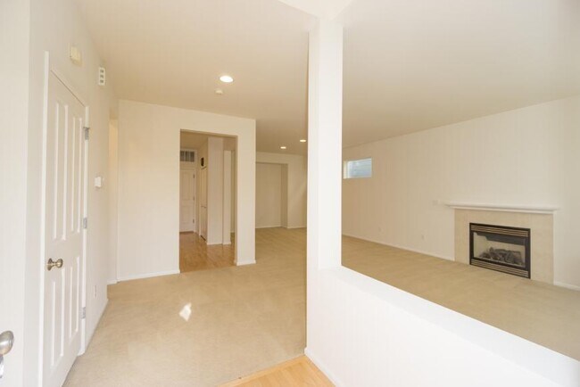 Foto del edificio - 3 bedroom in Renton WA 98058
