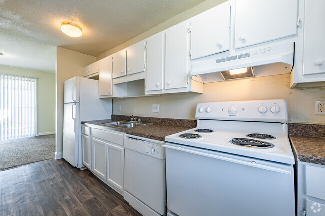 2HAB, 1,5BA - 1150SF - Parc 1000 Apartment Homes