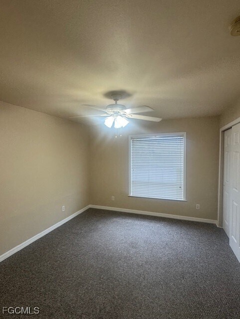 Foto del edificio - 722 SW 35th St