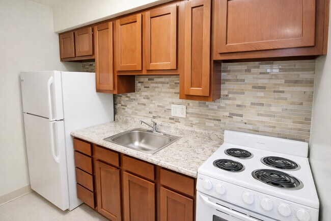 Foto del edificio - LAUREL GARDENS