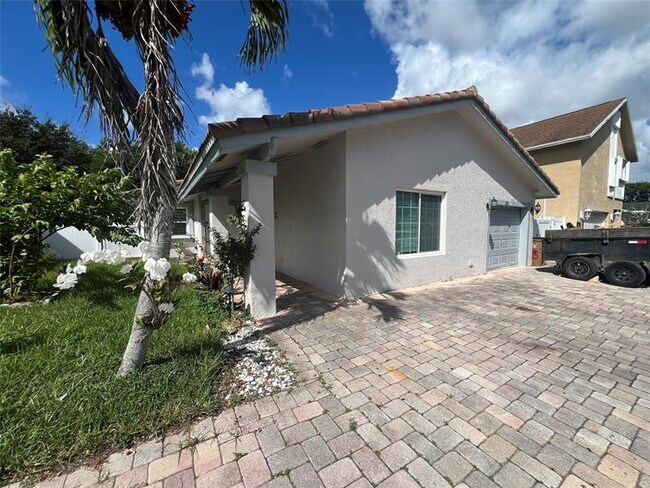 Foto del edificio - 115 SW 34th Ave