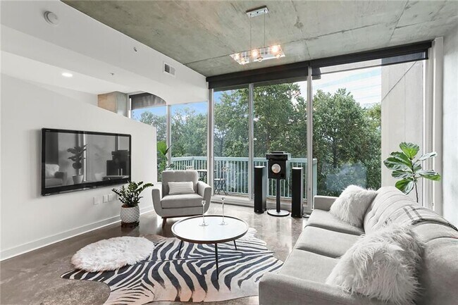 Foto del edificio - 3300 Windy Ridge Pkwy SE