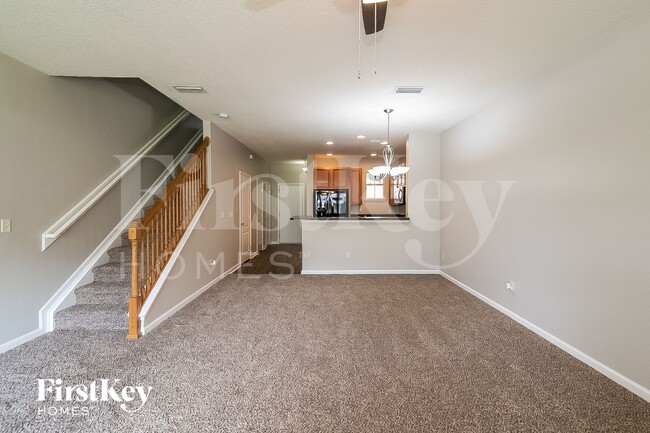 Building Photo - 2326 Red Moon Dr