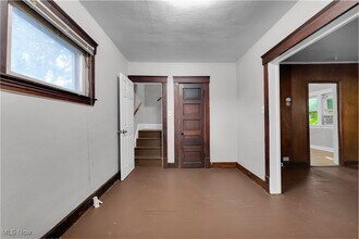 Building Photo - 3865 W 16th St