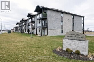 Building Photo - 20-220 Hillside Meadow Dr