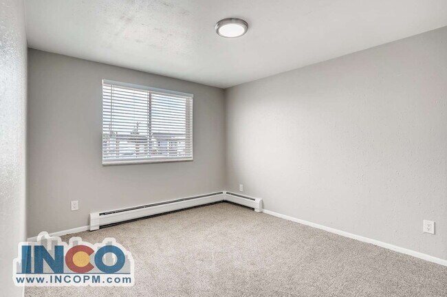 Foto del edificio - 3310 S Grant St
