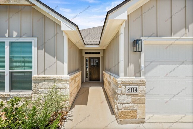 Building Photo - 8114 Timber Holw Ln