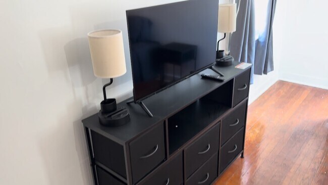 Foto del edificio - 4400 Lillian Hwy