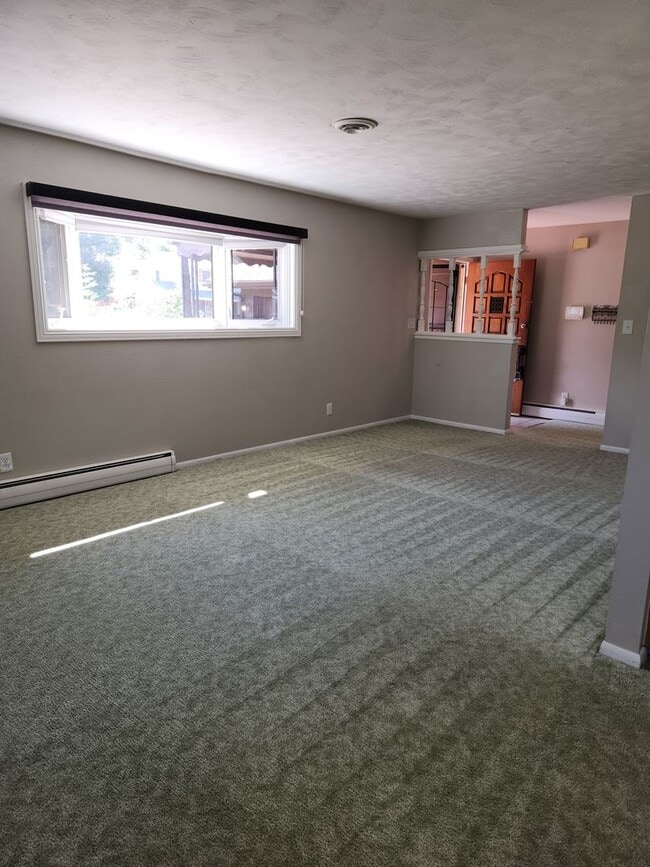Building Photo - Welcome Home! Beautiful house in Lakewood!