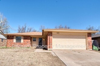 Building Photo - 303 Kimberly Ln
