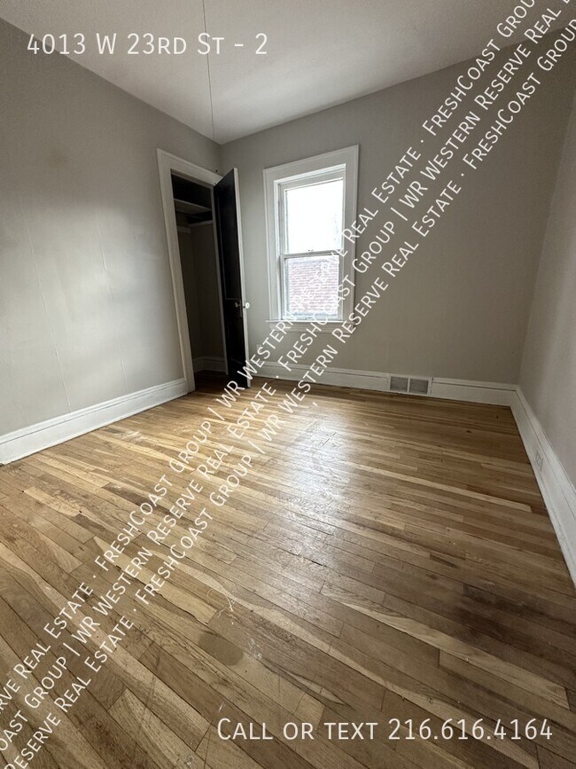 Foto del edificio - 4013 W 23rd St