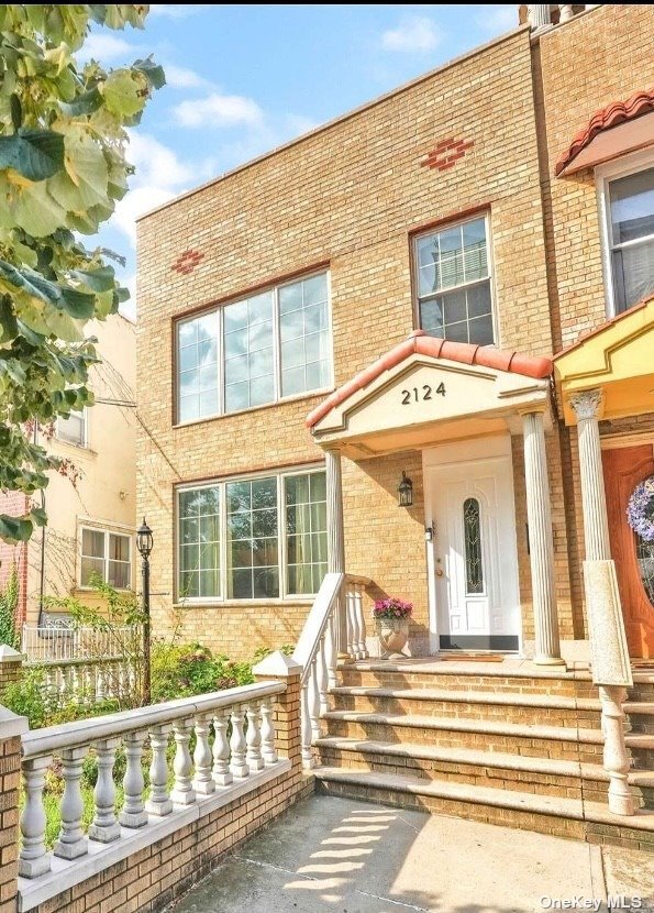 Foto principal - 21-24-24 Ditmars Blvd