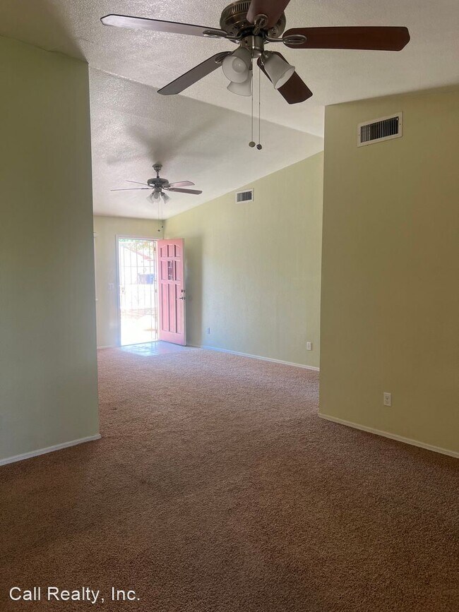 Building Photo - 3 br, 2 bath House - 744 E Appaloosa Road