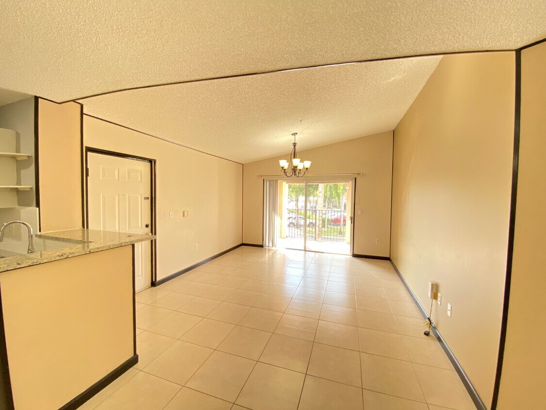 Primary Photo - 2041 Renaissance Blvd