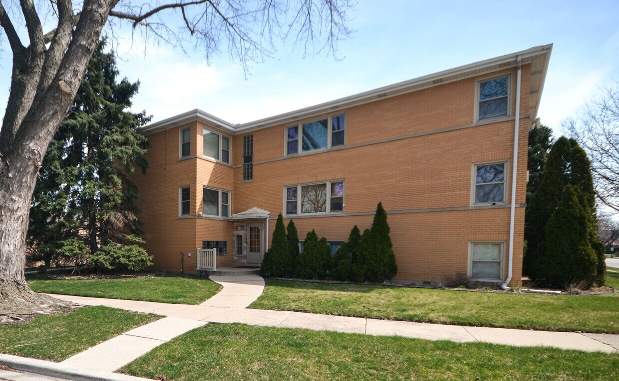 Foto principal - 5401 N Newcastle