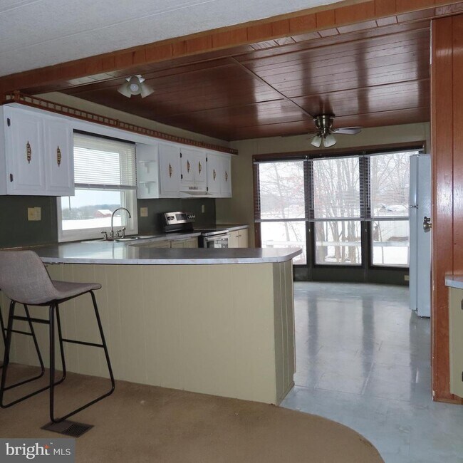 Foto del edificio - 5687 2nd St