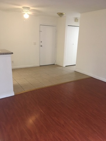 Building Photo - 14745 Blythe St