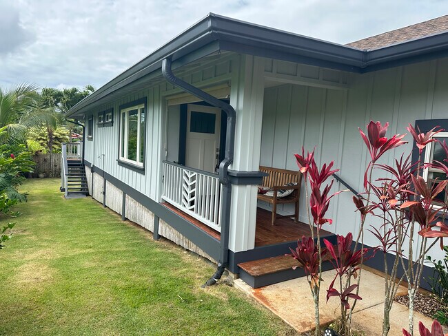 Foto del edificio - 4614 Haleilio Rd