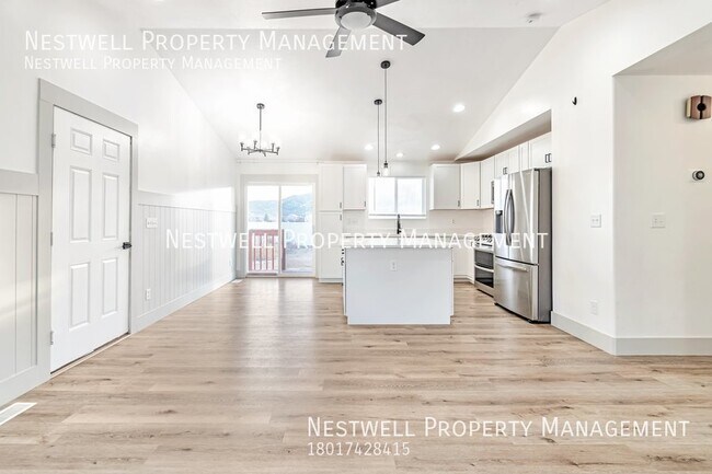 Building Photo - Great 4-bed Home in Eagle Mountain
