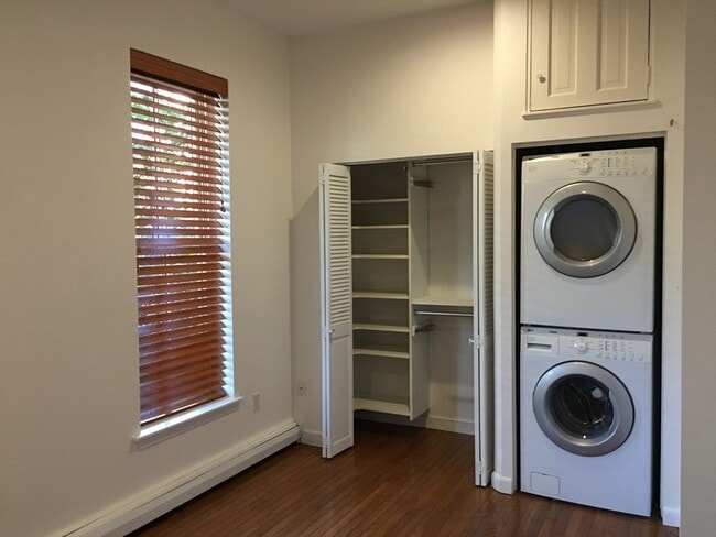 Building Photo - 75 Appleton St