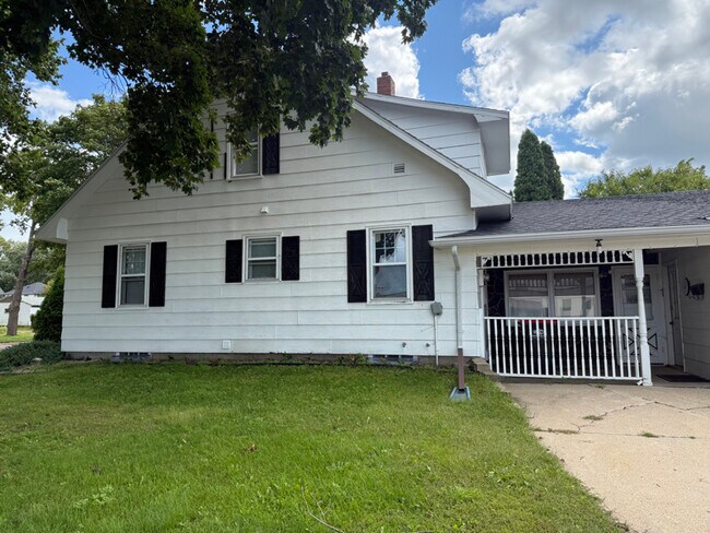 Foto del edificio - 50 S Washington St