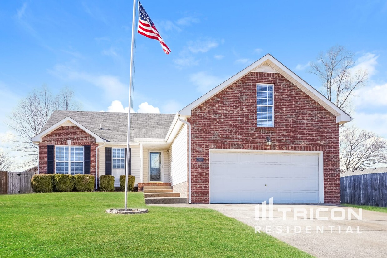 Foto principal - 1429 Cedar Springs Cir