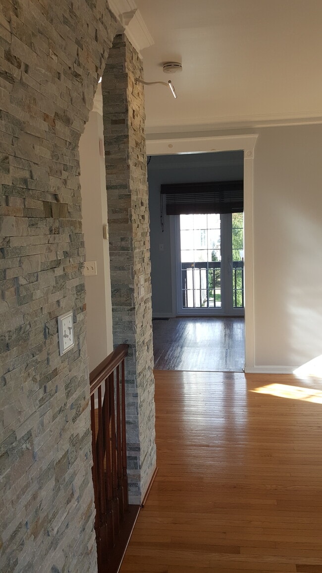 Building Photo - 3562 Morning Star Pl
