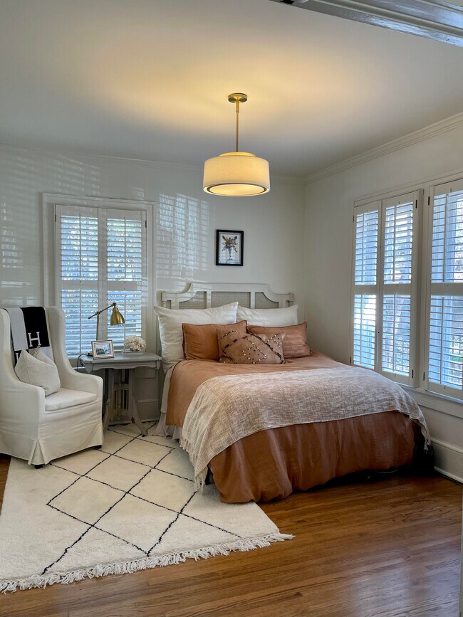 Foto del edificio - 606 Clifton Rd NE