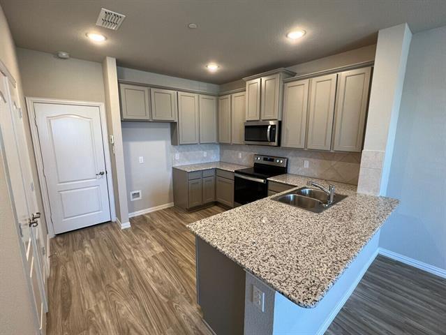 Building Photo - 1232 Alamo Dr