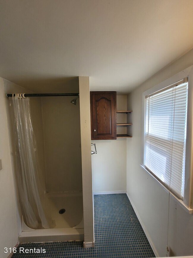 Building Photo - 1 br, 1 bath House - 546 N Clayton Ave