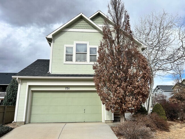 Foto del edificio - 3Bed/3Bath Home on Corner Lot with 2-Car Attached Garage