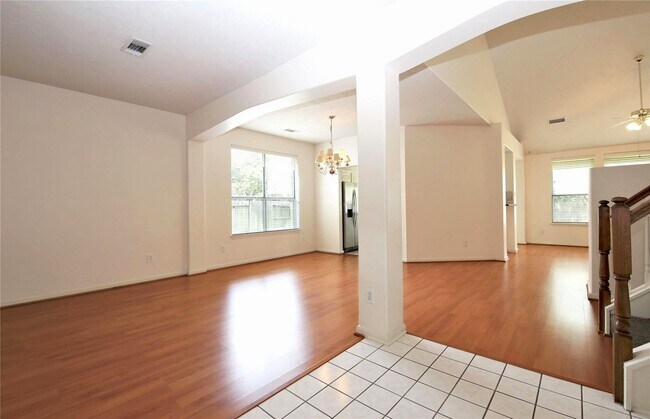 Foto del edificio - 4602 Rainbow Valley Ct