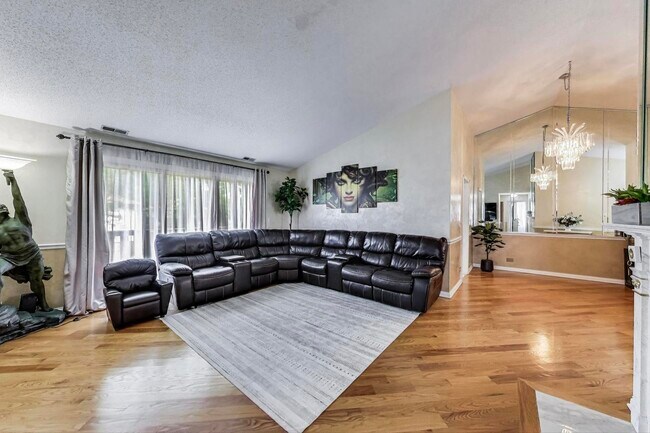 Foto del edificio - 738 Hapsfield Ln