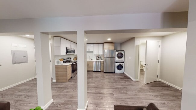 Interior Photo - Sylvan Court