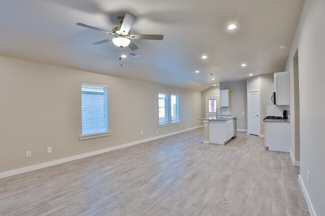 Foto del edificio - 4718 126th St