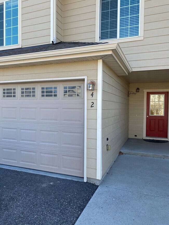 Foto del edificio - 3 Bedrooms | 2.5 Baths | 2-Car Garage