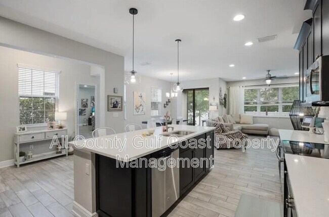 Foto del edificio - 7830 52nd Terrace E