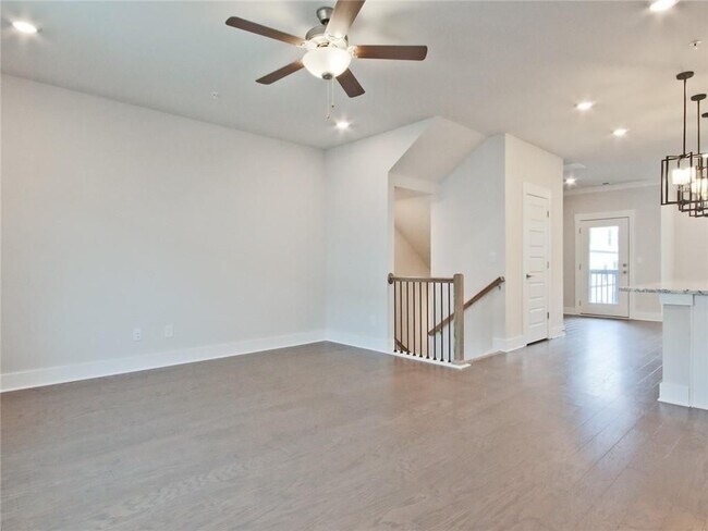 Foto del edificio - 1012 Knoxboro Ln