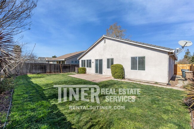 Building Photo - Impressive Elk Grove Home