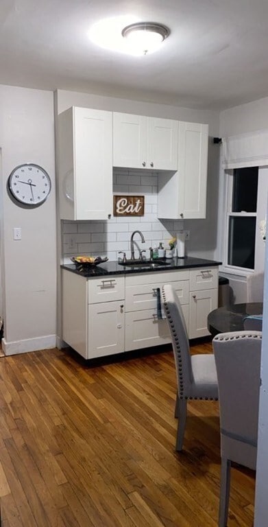 Foto del edificio - 654 Metropolitan Ave