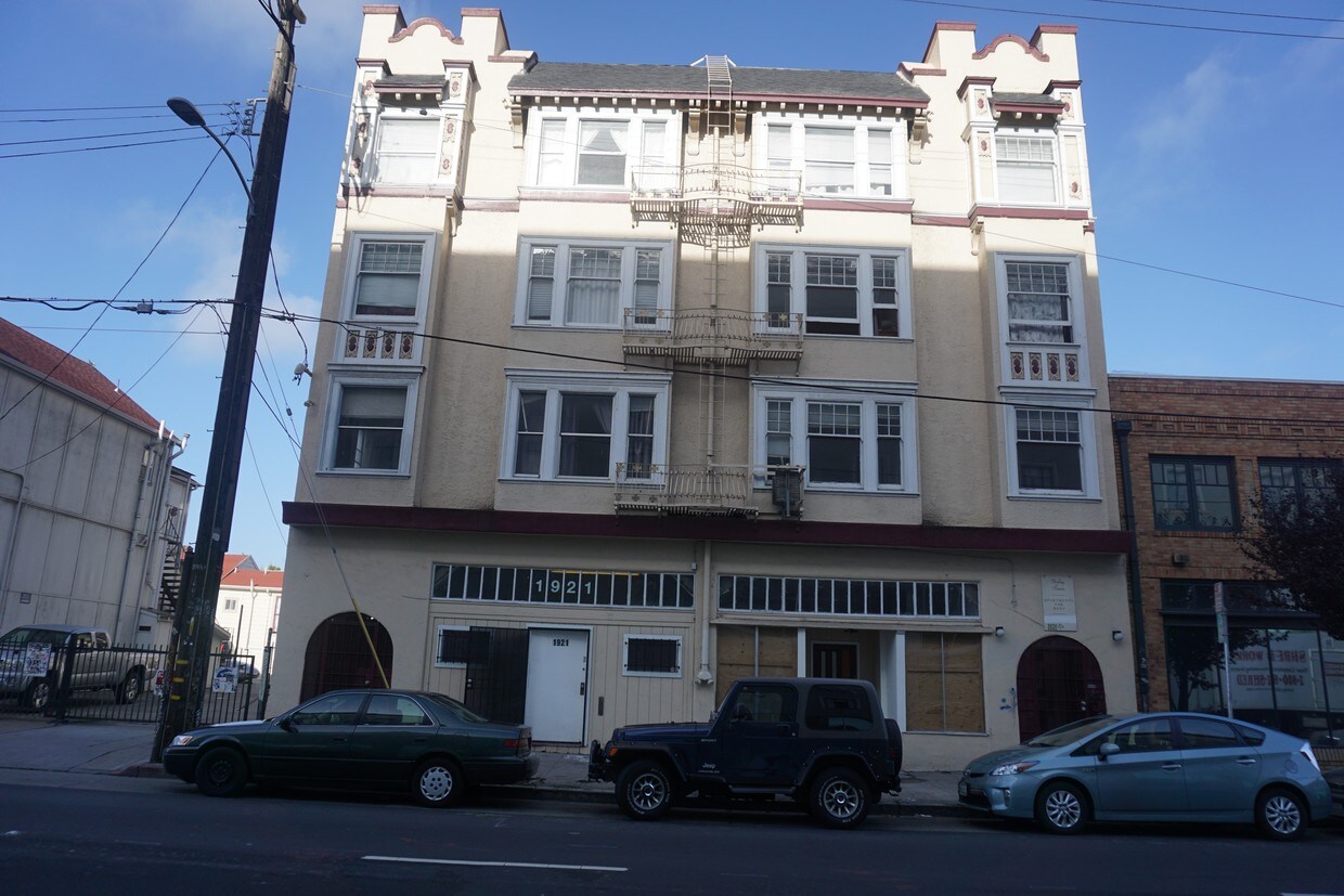 Building Photo - 1919 Martin Luther King Jr Way
